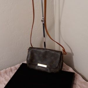 Louis Vuitton Crossbody